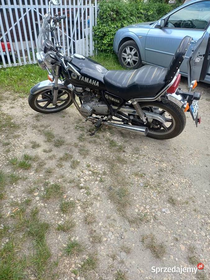 Yamaha xs 400 se
