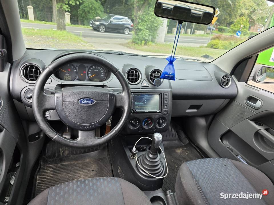 Ford fiesta mk6 welurowa tapicerka Słupca