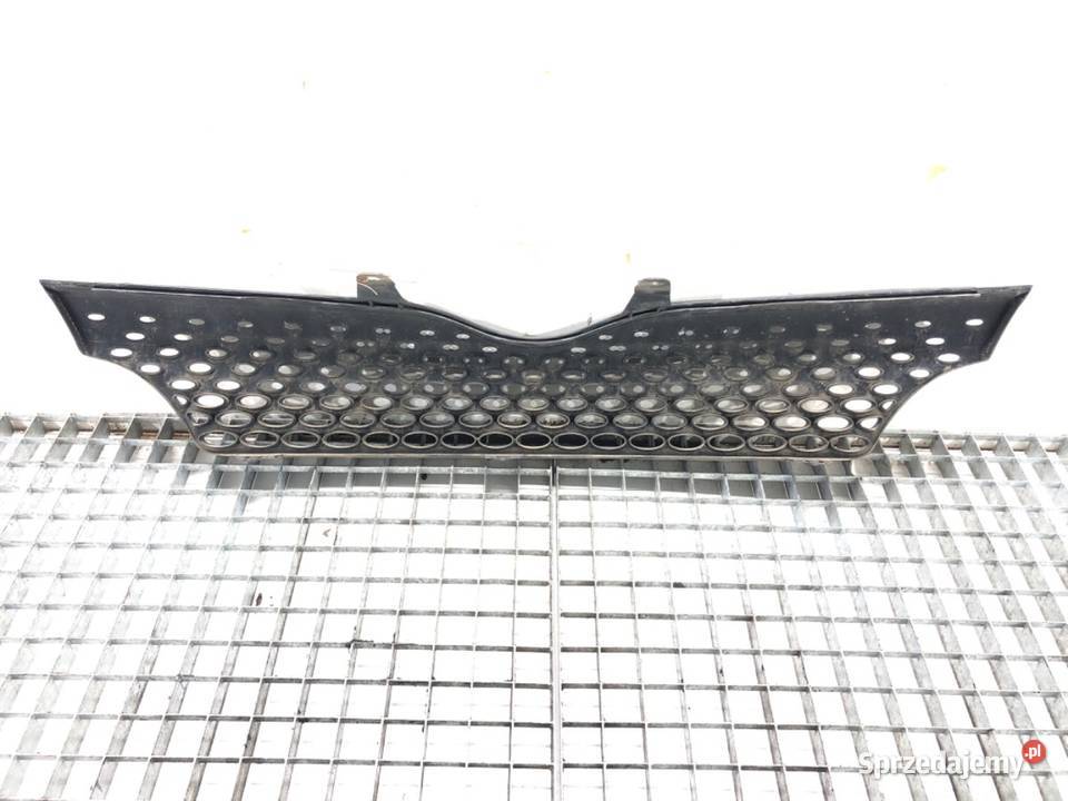 ATRAPA GRILL TOYOTA YARIS VERSO 9905 5311152050 sprzedam