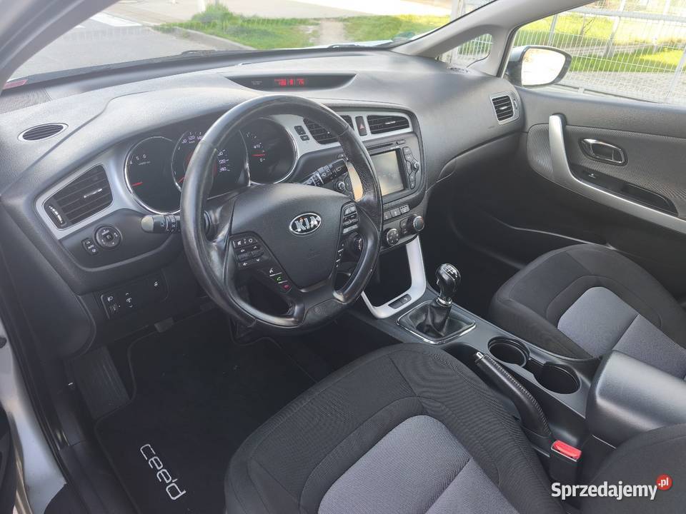 Kia ceed 2 2012r 16crdi z Niemiec 1598cm3 Kielce sprzedam