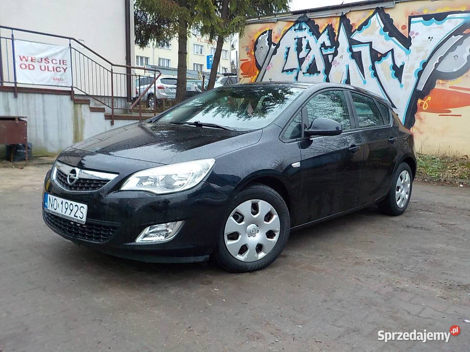 Opel Astra J TANIO