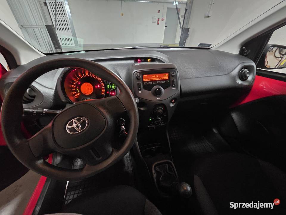 Toyota Aygo 2018 przebieg 10kkm Kraków sprzedam