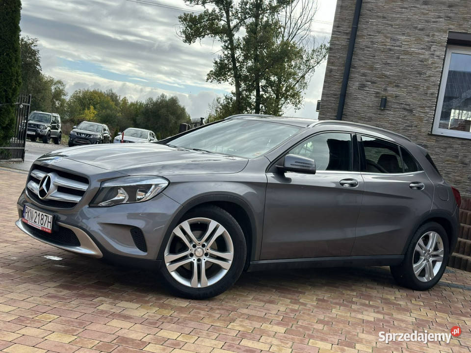 Mercedes GLA 200 198000km Sadlno