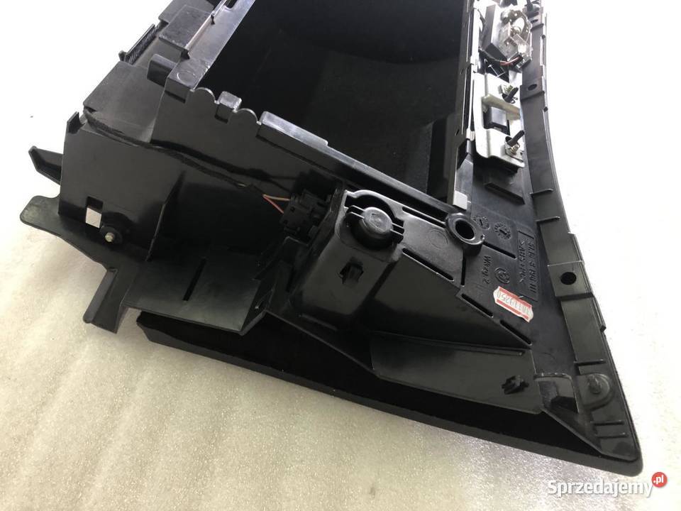 SCHOWEK PASAŻERA 8196111 BMW E46 EUROPA osobowe