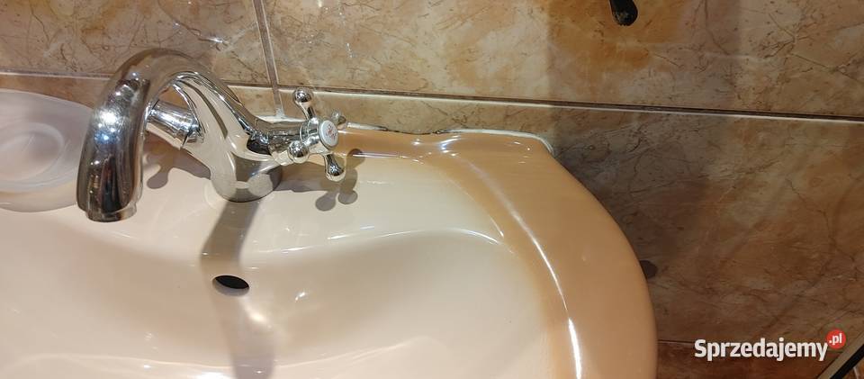 Umywalka z nogą Dalia beż