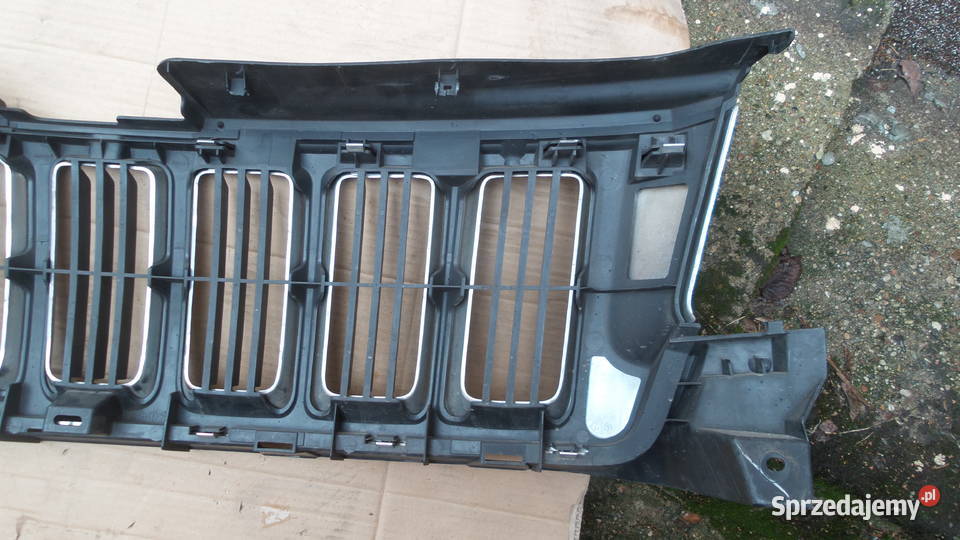 Jeep Grand Cherokee III 200410 atrapa części blacharskie sprzedam