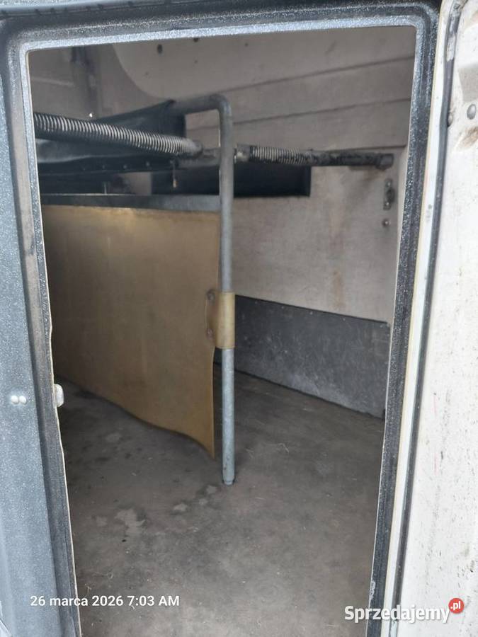Przyczepa do koni Na dwa konie Marquardt Koło