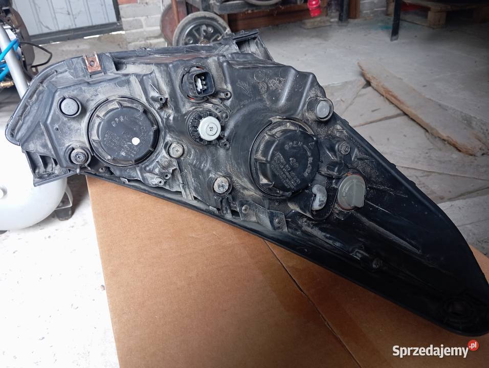 Lampa przednia lewa Hyundai ix35 Lampy przednie Annopol