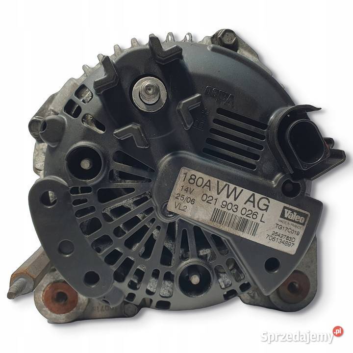 ALTERNATOR VW Passat B6 20 TDI 180A Valeo Chełm