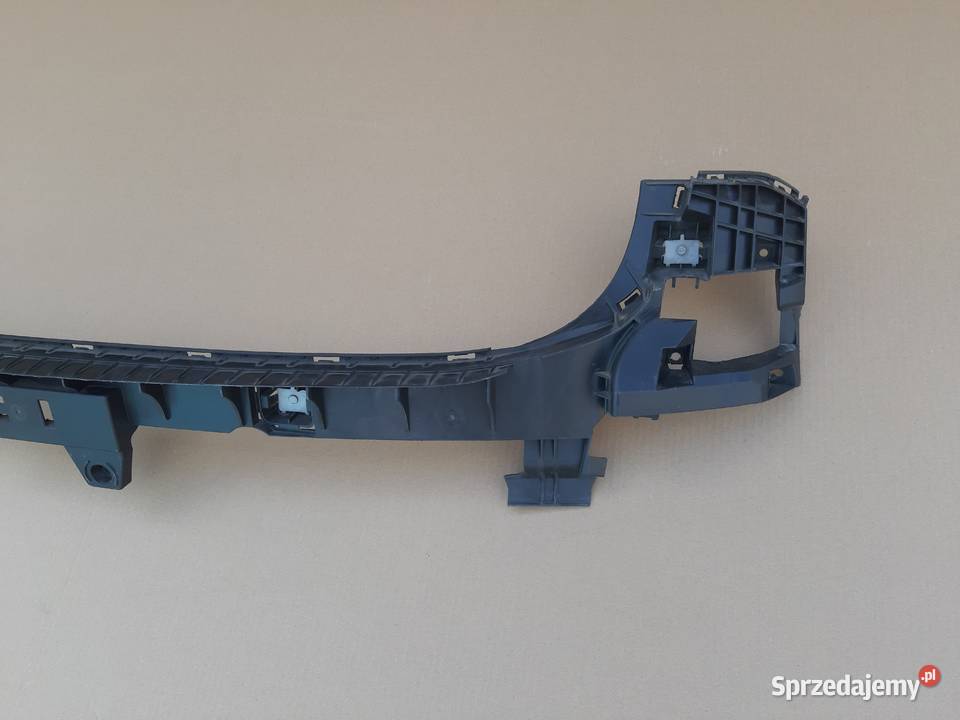 AUDI Q3 SPORTBACK ŚLIZG ZDERZAKA TYŁ ŚRODKOWY Trzciel