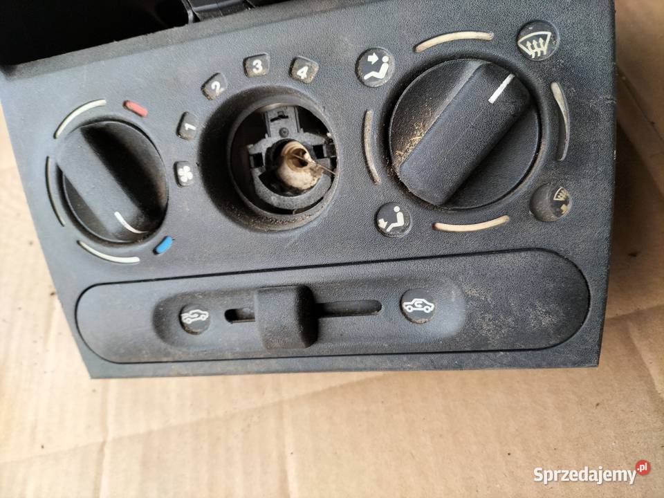 Panel nawiewu OPEL CORSA B TIGRA 90386823 Kamień-Kolonia