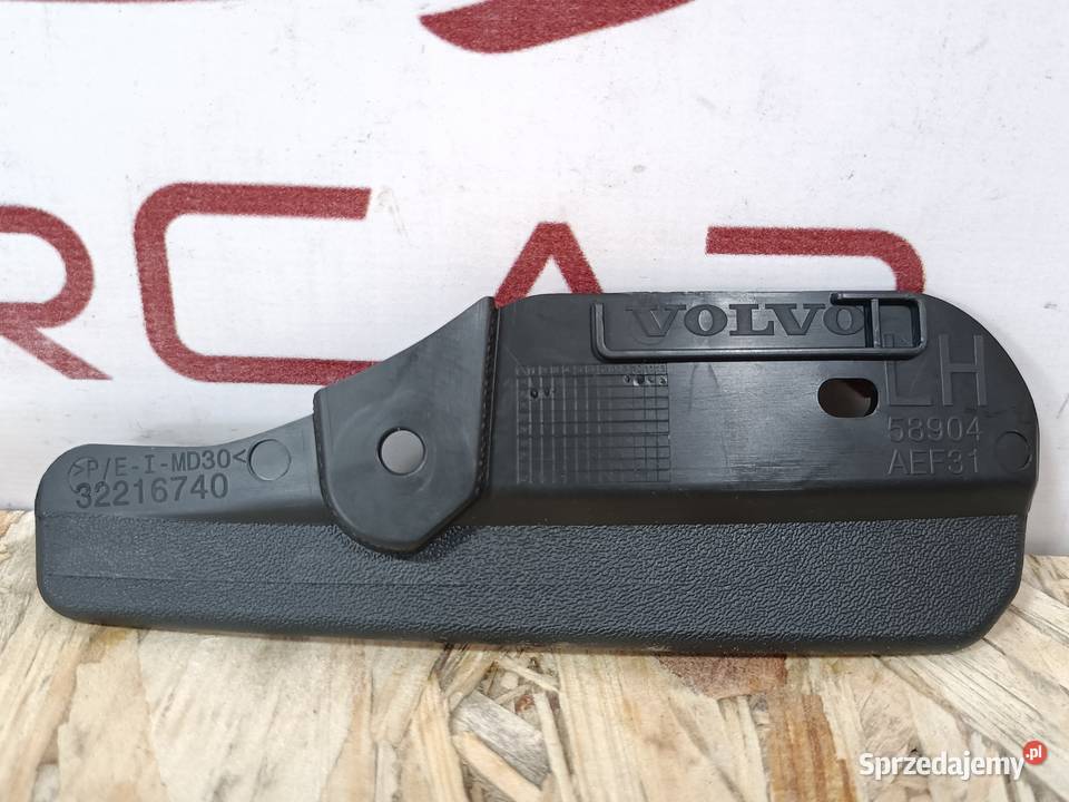 VOLVO XC60 MK2 CHLAPACZ POSZERZENIE LISTWY Pleszew