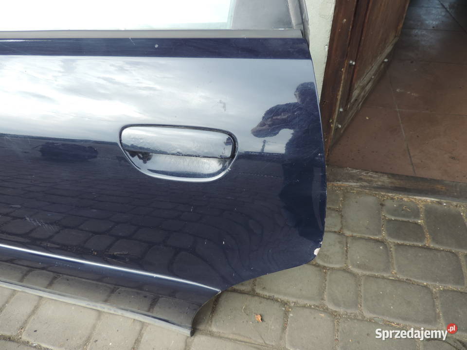 AUDI A4 B5 FL KOMBI DRZWI LEWE TYLNE LY5K osobowe Nowy Sącz