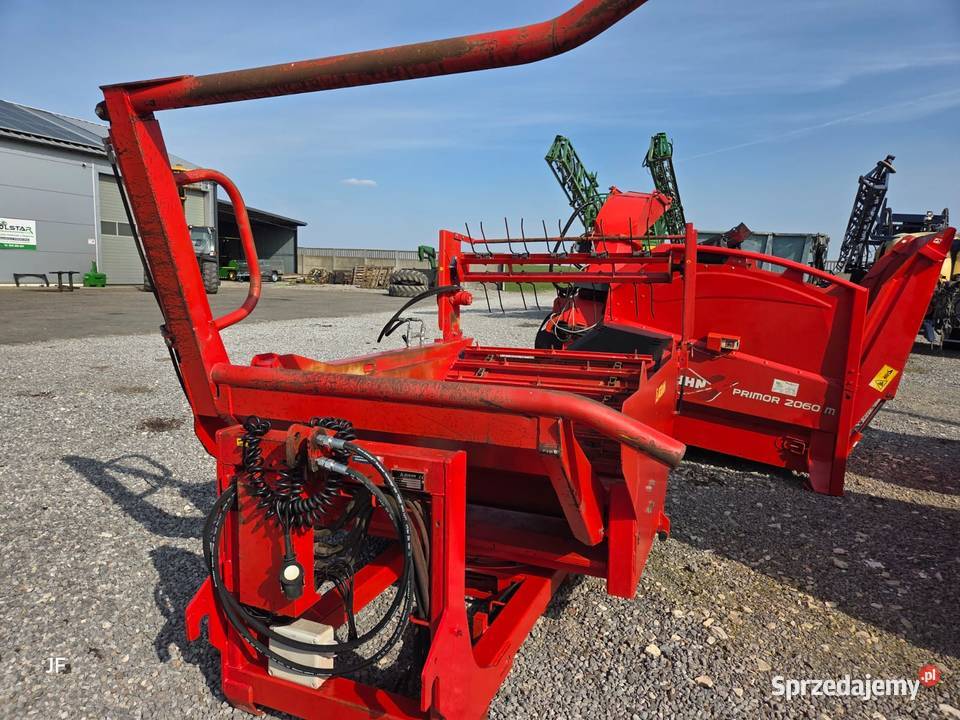 Samozaładowcza Ścielarka rozwijarka Słomy AGRAM Gąsewo