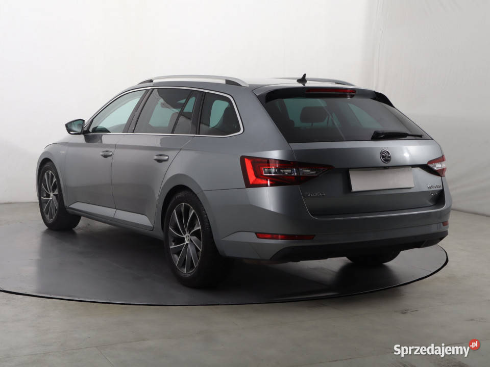 Skoda Superb 20 TDI 4x4 komputer pokładowy sprzedam