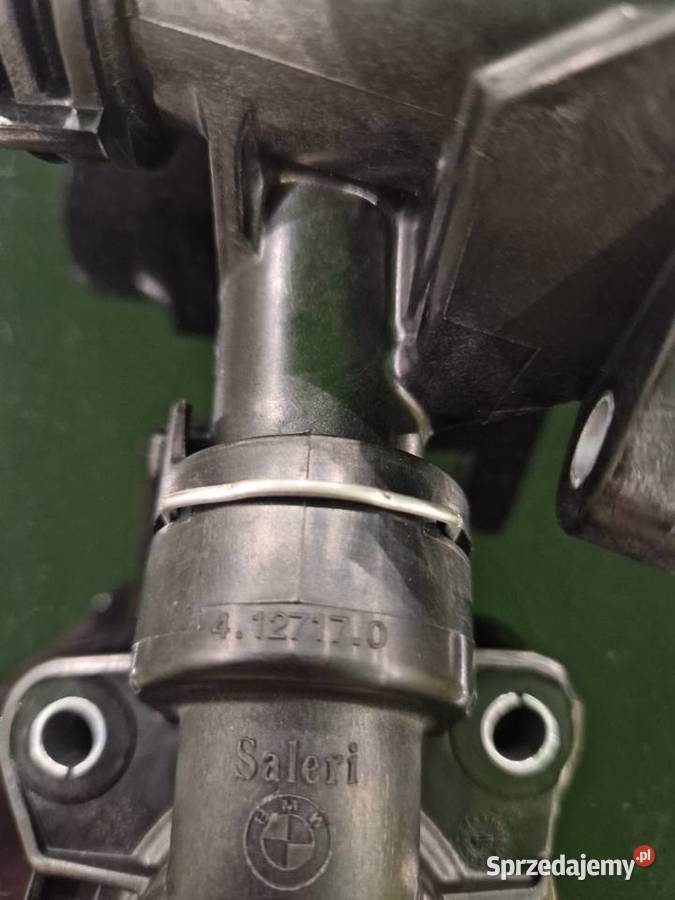 OBUDOWA TERMOSTATU BMW X1 X2 F48 20 D 4127170 osobowe Bobrowniki sprzedam