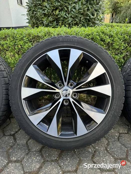 Oryginale felgi Skoda Cassiopeia 18 opony zimowe Samochodowe