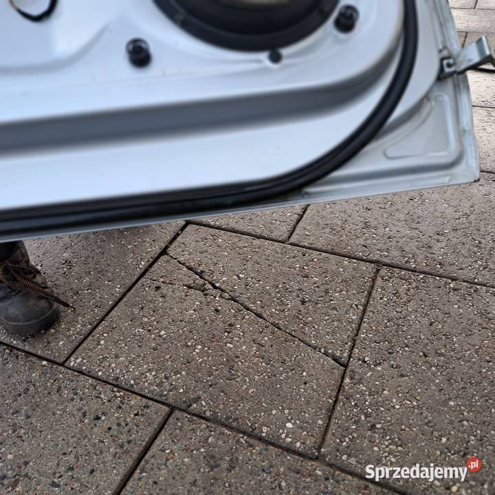 Audi A4 B8 Avant FL drzwi kod lakieru LX7W i Jastrzębie-Zdrój