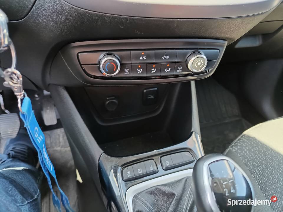Opel crossland x zarejestrowany ubezpieczony sprzedam