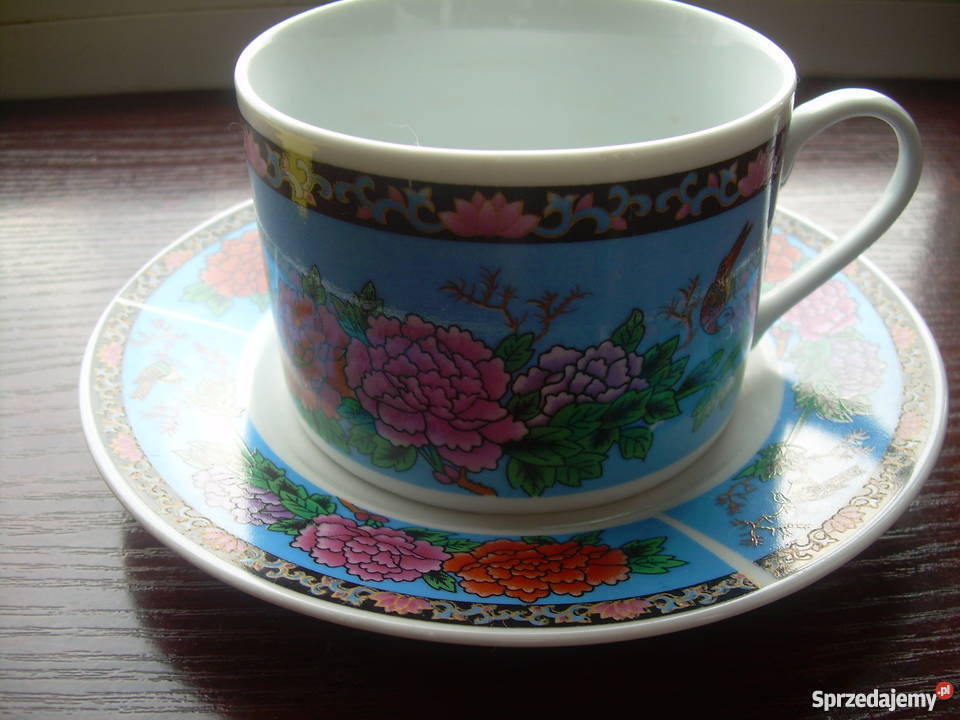 porcelanowy komplet śniadaniowy i różne