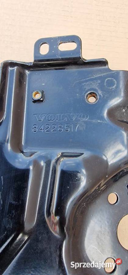 VOLVO FMX FM WSPORNIK LAMPY REFLEKTORA 84228517 ciężarowe Bieleń