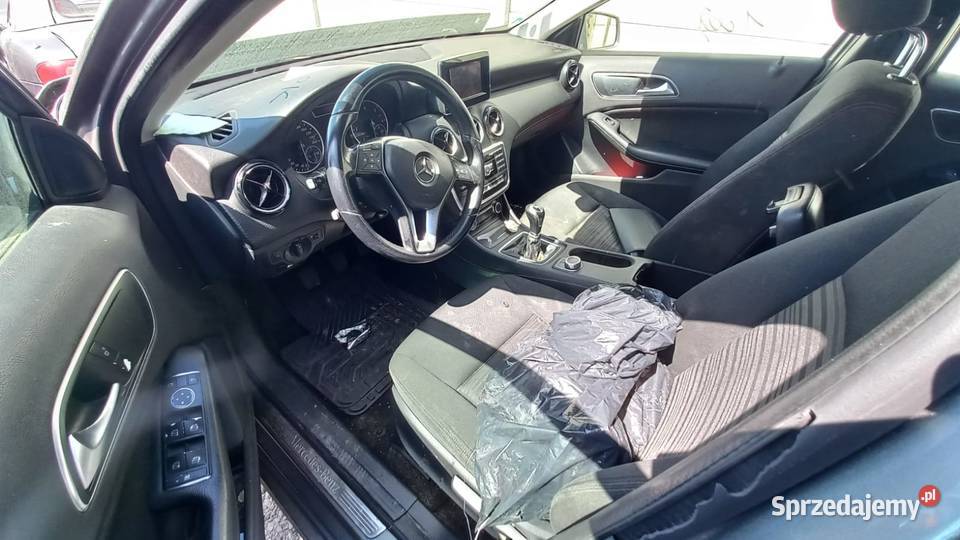 MercedesBenz Klasa A W176 15 Mercedes A180CDI ESP Kalisz