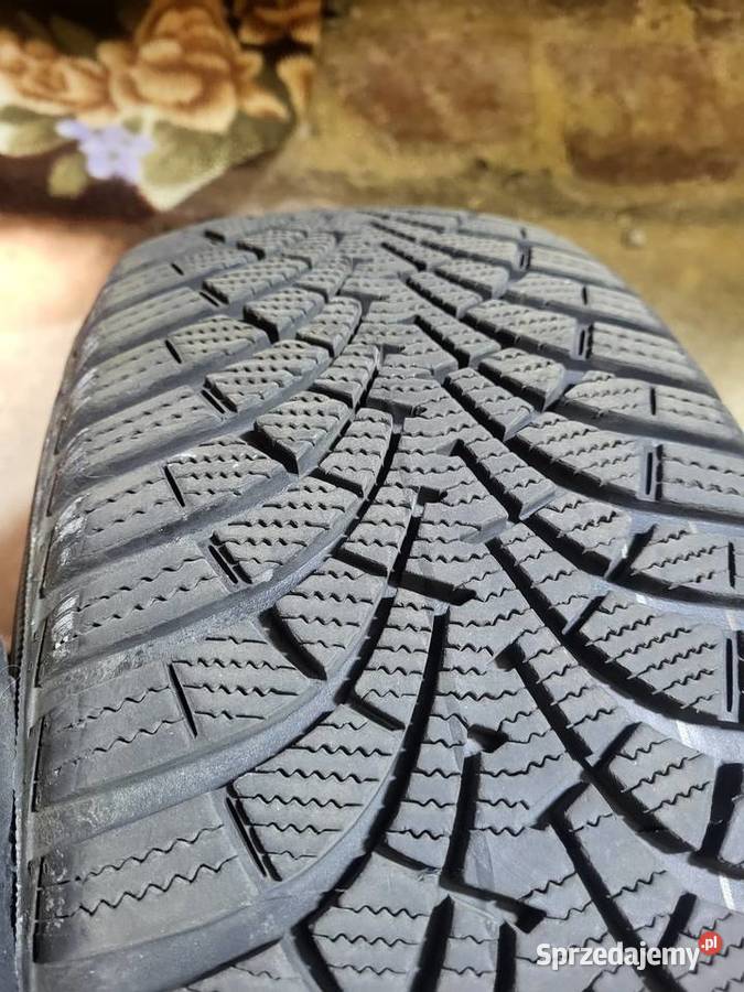 Opony zimowe goodyear 16 kujawsko-pomorskie Nakło nad Notecią sprzedam