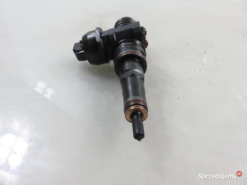 POMPOWTRYSKIWACZ VW POLO IV 14 TDI 038130073AQ Części samochodowe sprzedam