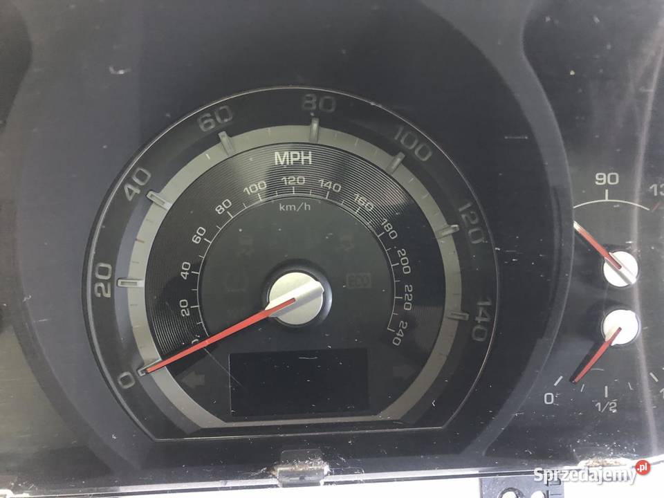 LICZNIK ZEGARY 940013U195 KIA SPORTAGE III ANG