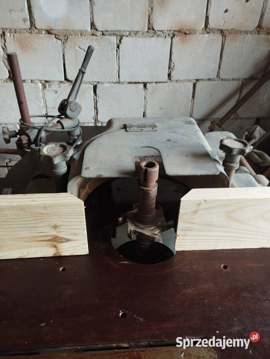Frezarka Niemiecka dolnowrzecionowa lubelskie Tomaszów Lubelski sprzedam