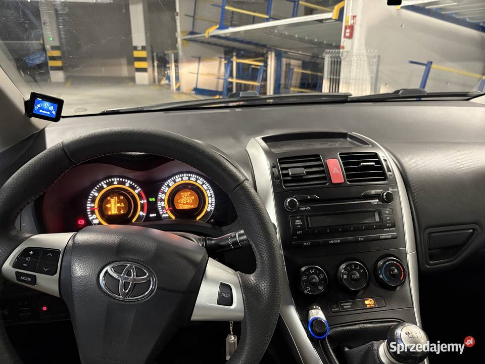 Toyota Auris 2010 133 vvti LPG manualna mazowieckie Warszawa sprzedam