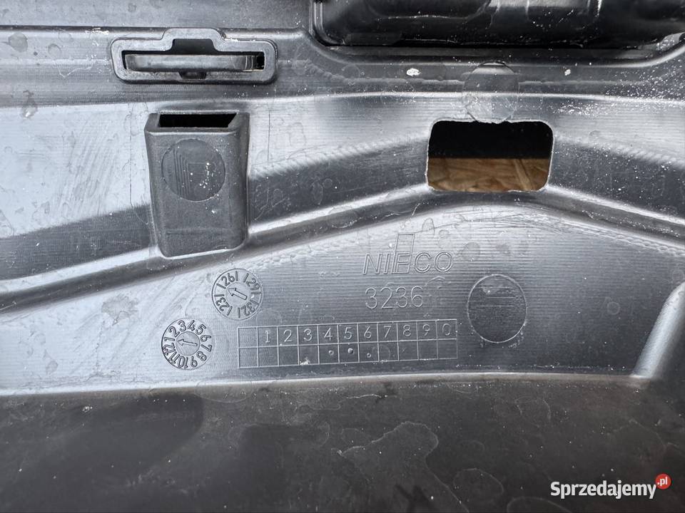 Żaluzja roleta wlot kanał powietrza bmw x2 u10 Międzychód