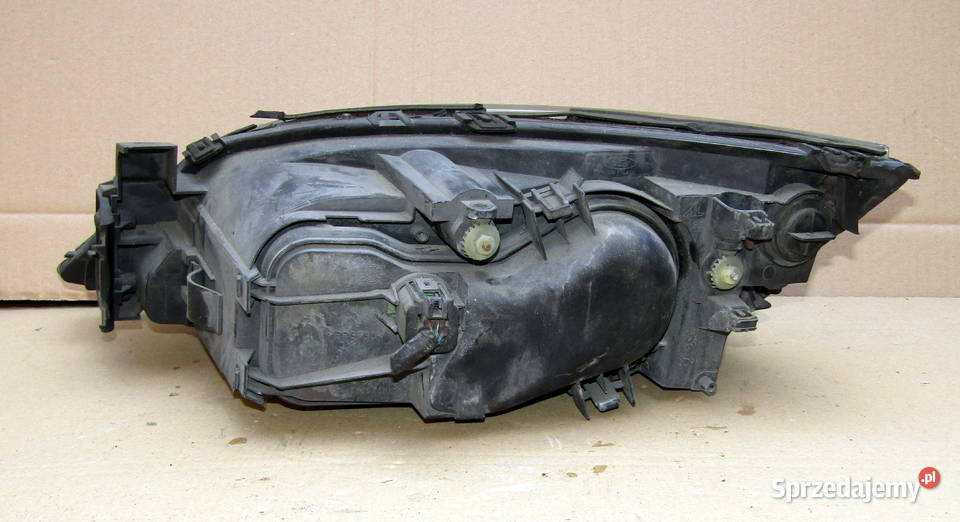 LAMPA PRZEDNIA LEWAPRAWA FORD MONDEO MK3