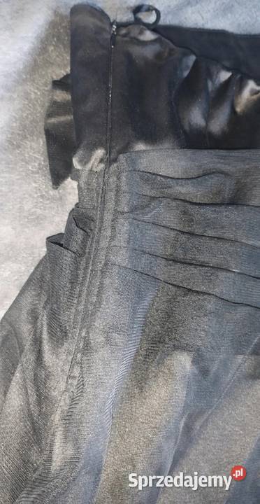 Sukienka studniówka czarna tiul