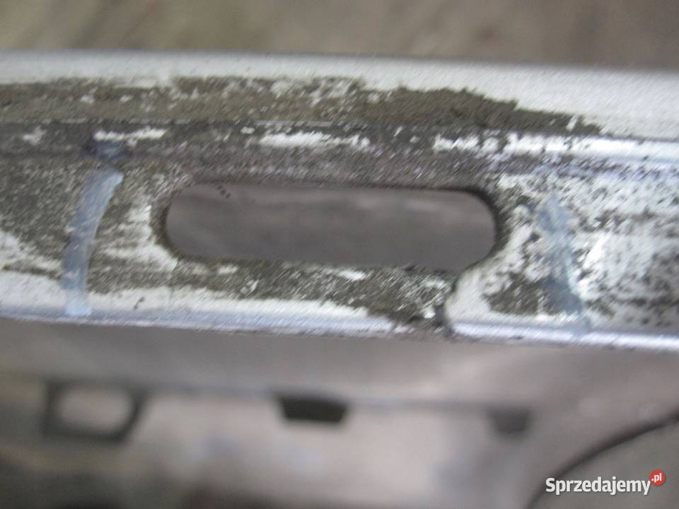 BMW E91 LIFT 11r zderzak tył Motoryzacja