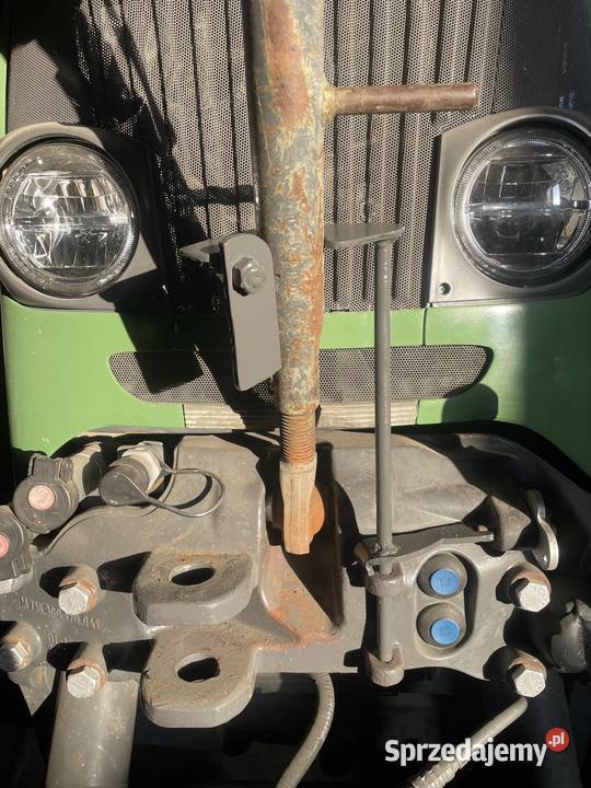 Sprzedam uchwyt łącznika na przód Fendt vario opolskie Krapkowice