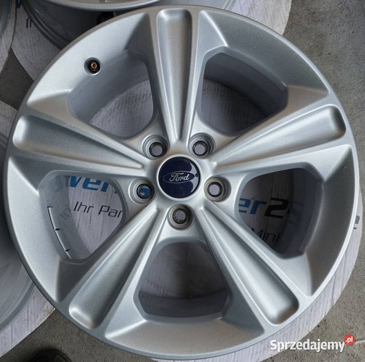 Alufelgi Ford 17 z czujnikami cisnienia Brudzew