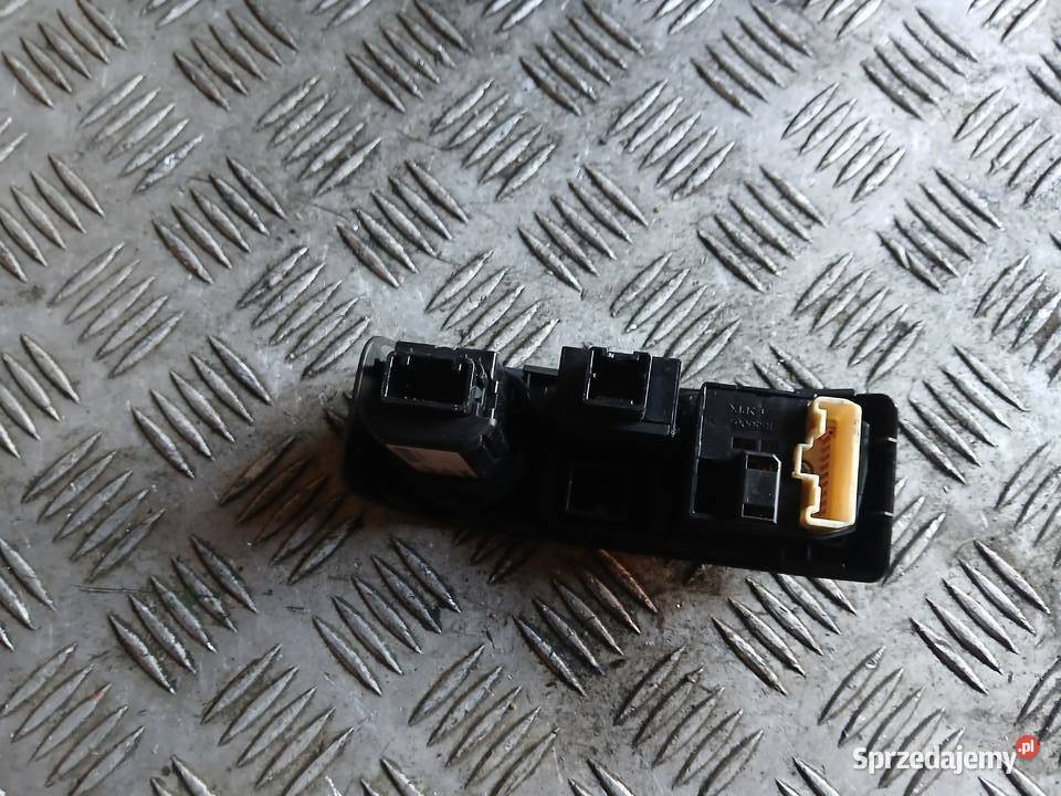 Przelacznik start stoplusterek Subaru Forester osobowe Radłów