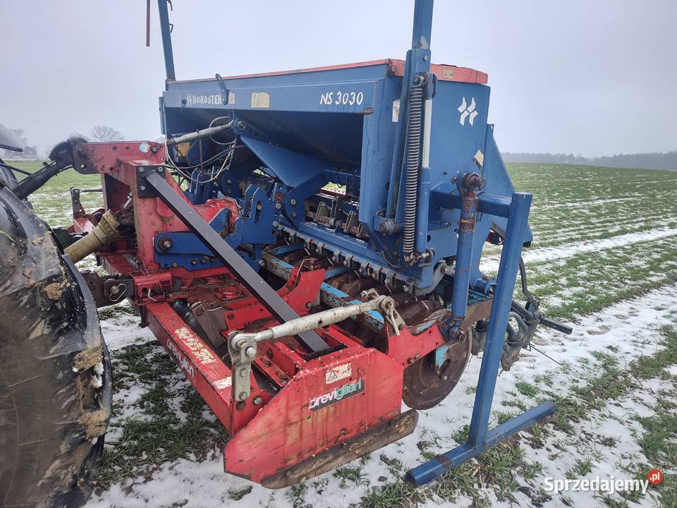 Siewnik nabudowany z broną Nordsten Barlinek