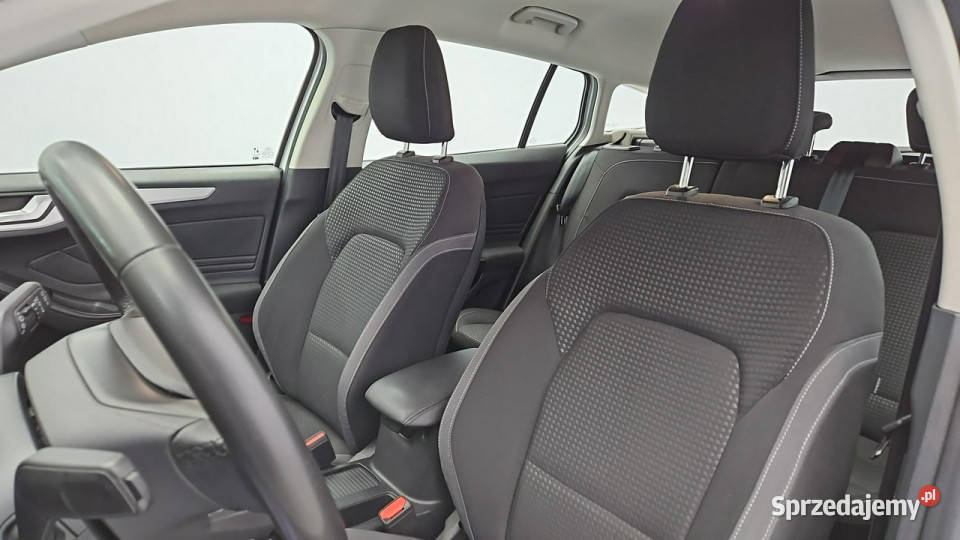 Ford Focus 15 EcoBlue SCR Connected Z Polskiego diesel Warszawa sprzedam