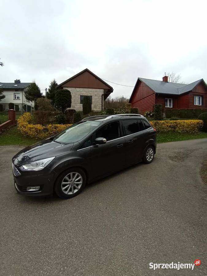 Ford Grand C Titanium