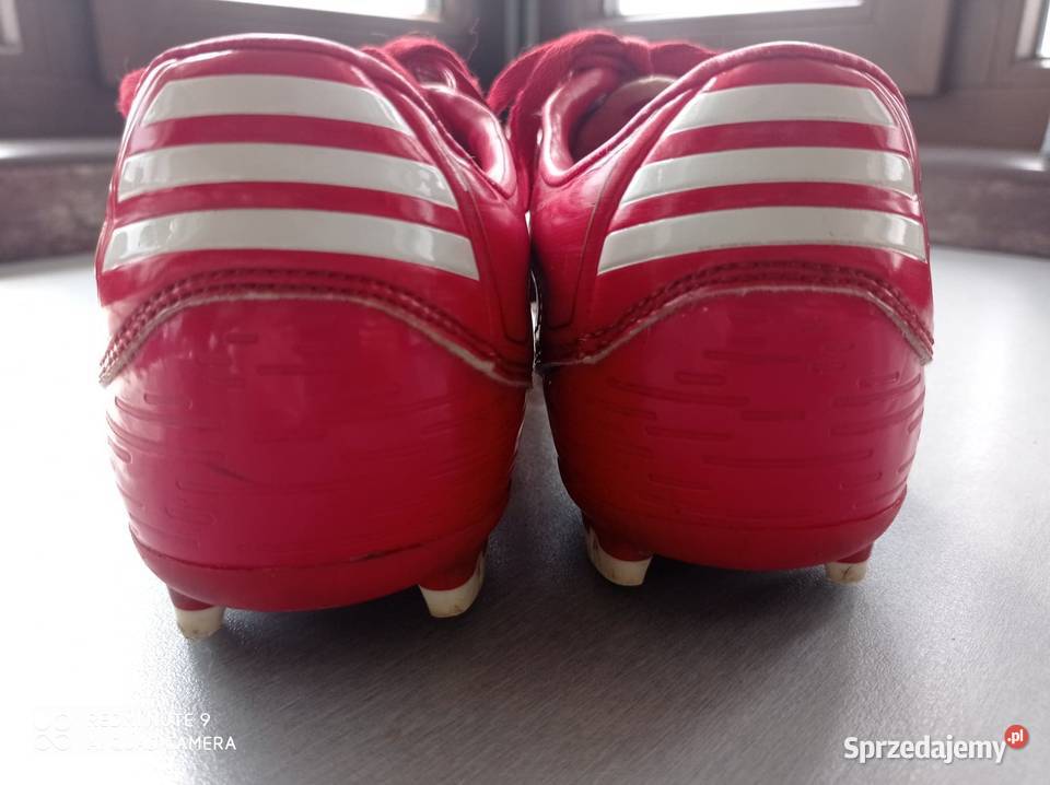 Adidas buty piłkarskie czerwone korki r38