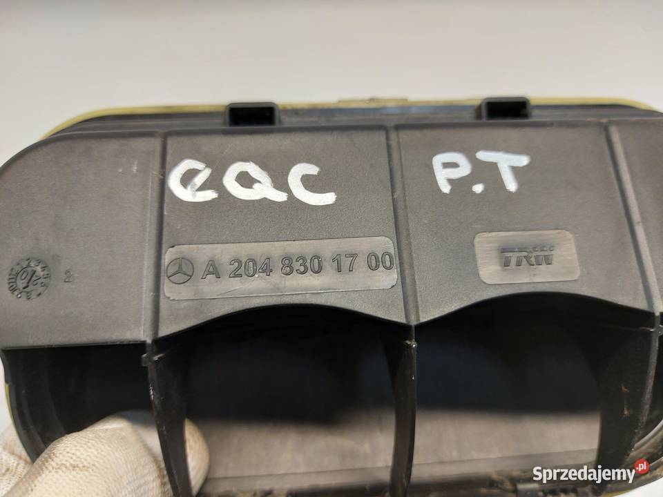 Mercedes EQC 400 W293 KRATKA WENTYLACYJNA PRAWY Kratki nawiewu