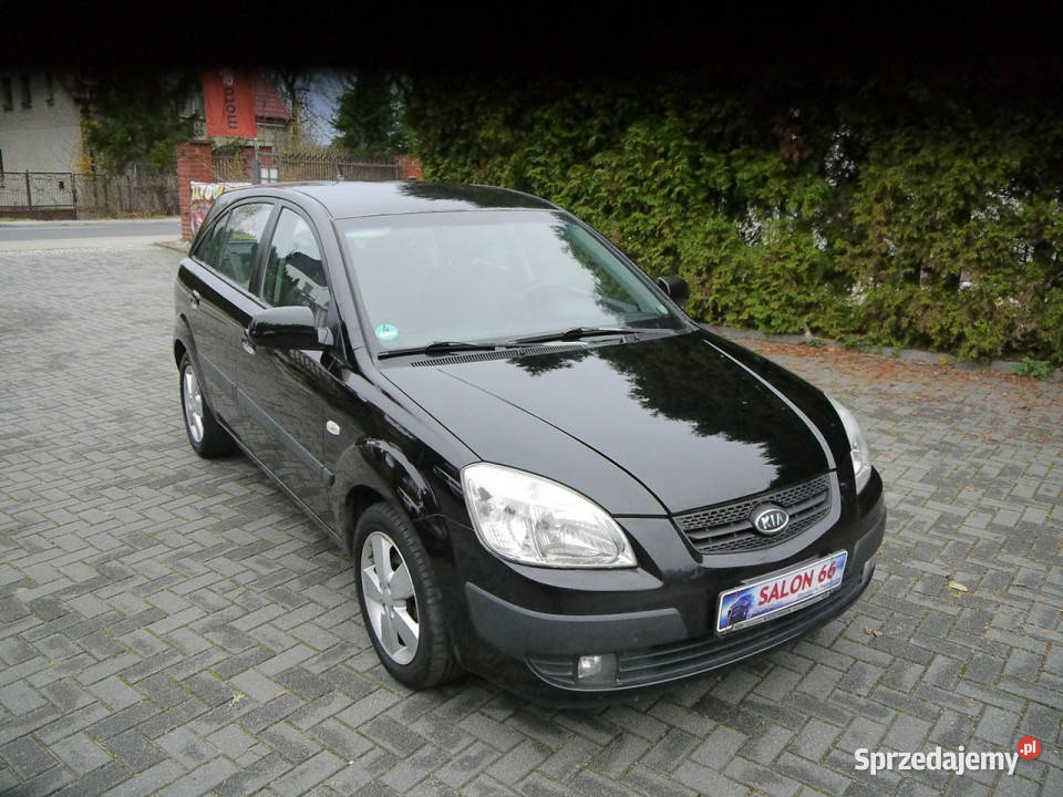 Kia Rio 14 klima Stan b bez rdzy i korozji elektryczne lusterka Częstochowa sprzedam