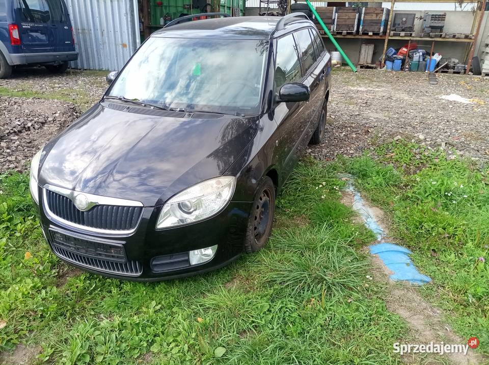 Skoda Fabia Kombi 16 Benzyna 105 Lubin