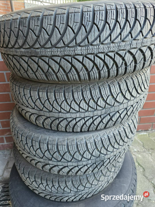 Renault Clio Renault Clio 2015 Salon autoalarm Białystok