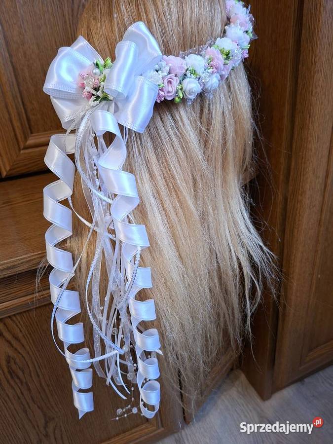 Wianuszek komunijny biało różowy Borów