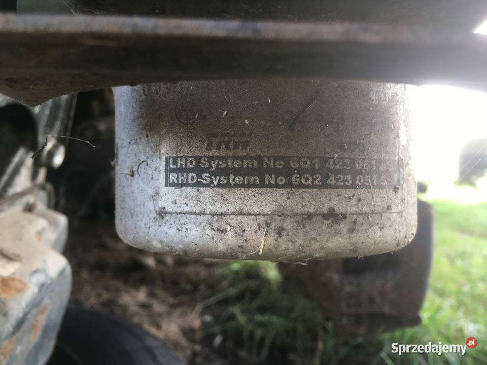 Ibiza III 6L Pompa wspomagania Polo Ibiza Zawieszenie i układ kierowniczy Radom