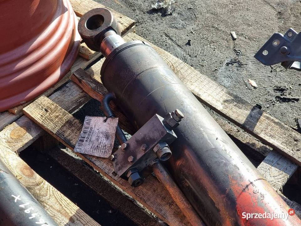 SIŁOWNIK HYDRAULICZNY MANITOU MLT 731 osobowe kujawsko-pomorskie sprzedam