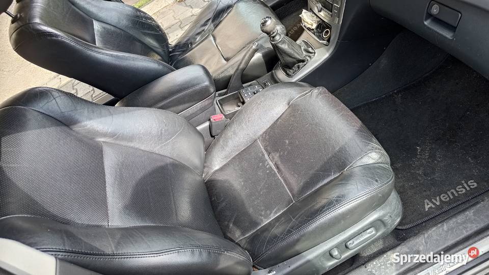 Toyota Avensis t25 kombi elektrycznie ustawiane fotele